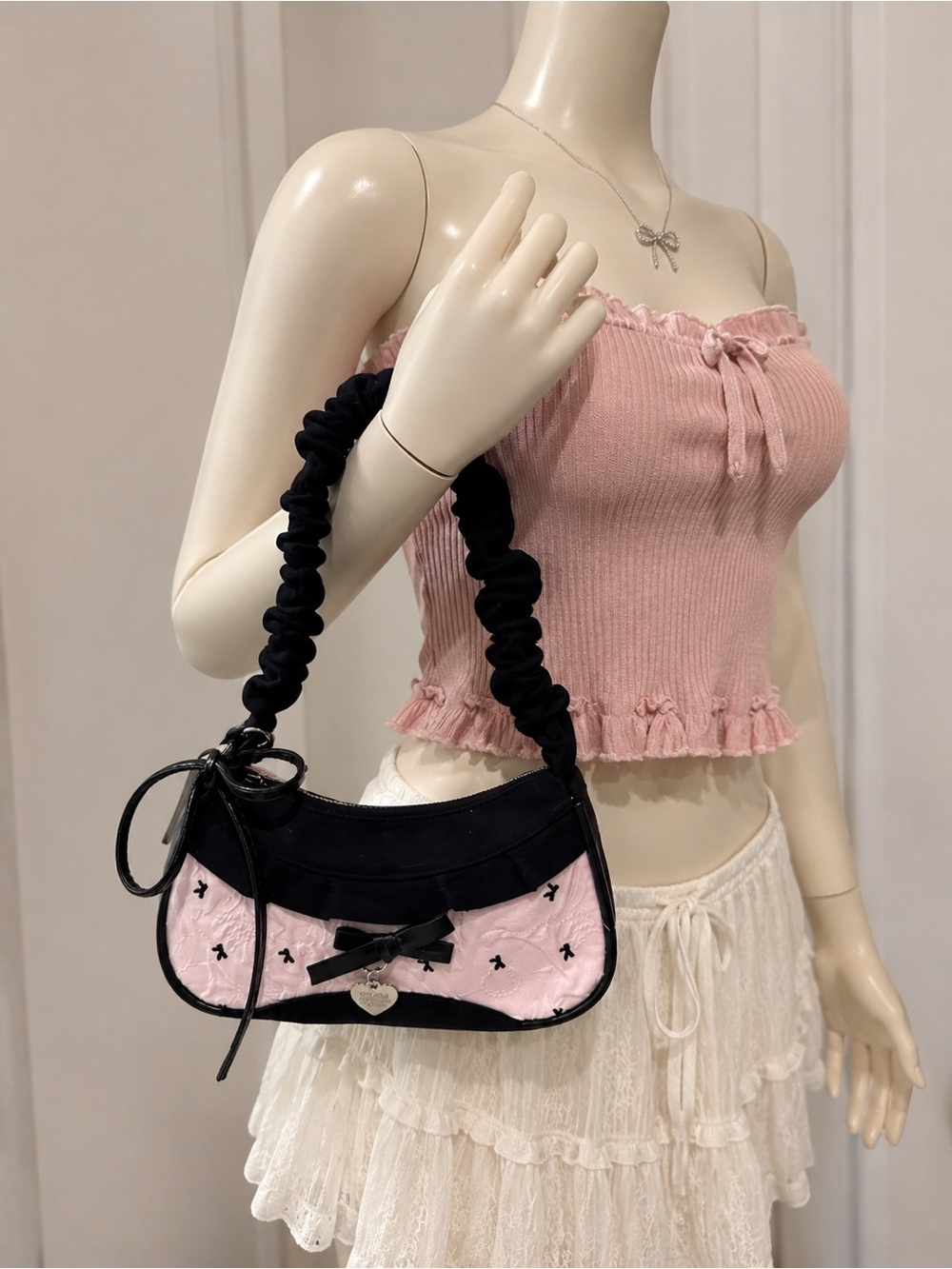 Black & Pink Bow-Accent Shoulder Bag